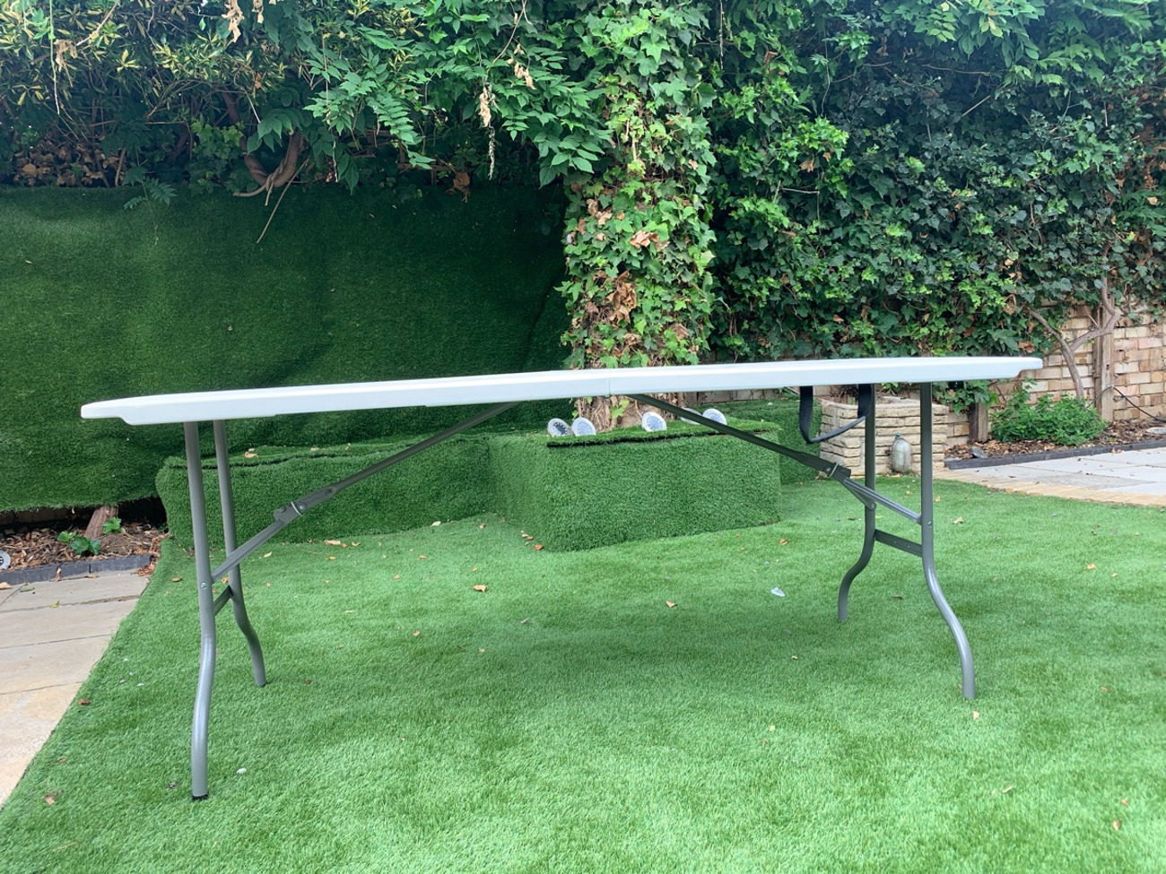 6ft foldable/folding table 