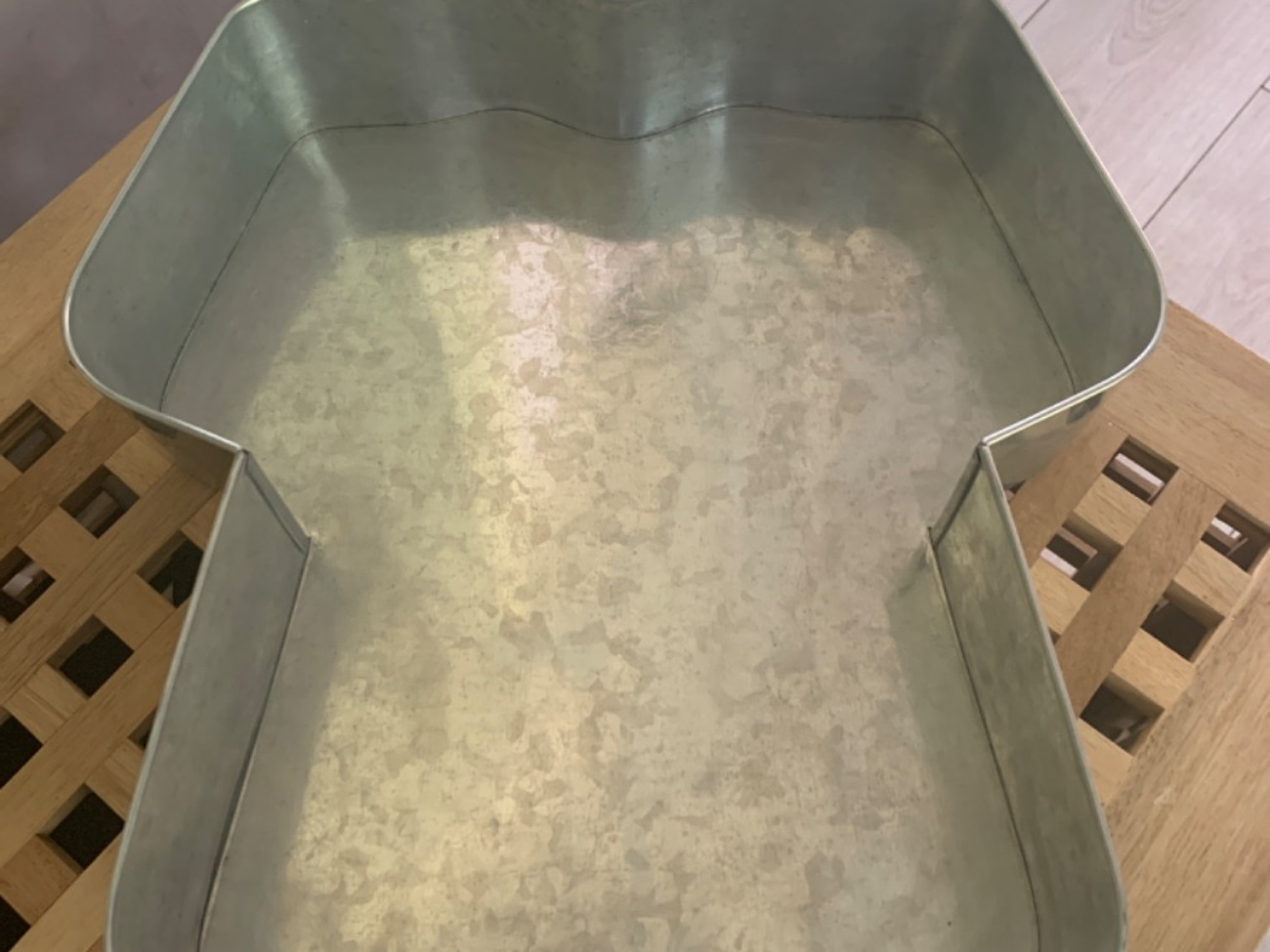 Football t shirt cake tin