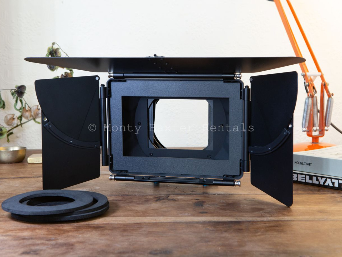 Fotga dp500 swing away matte box + accessories 