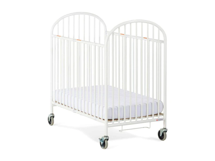 Foundations folding crib