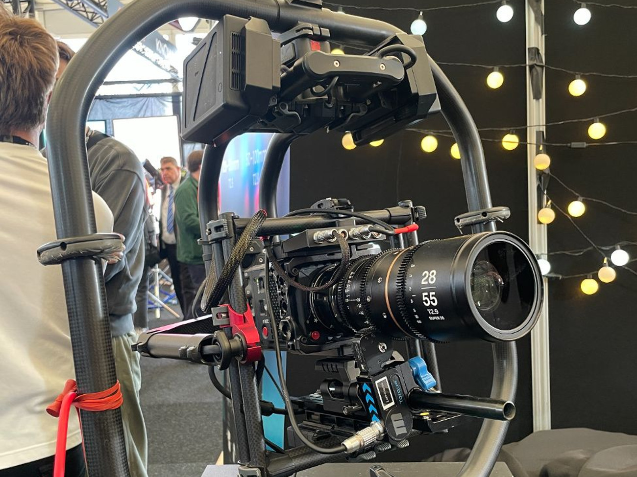 Freefly movi pro gimbal + off set + mimic + ignite adapter + 4x tb-50 batteries ronin