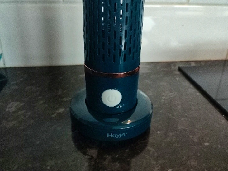 Fruit and vegetable cleaner ozonator