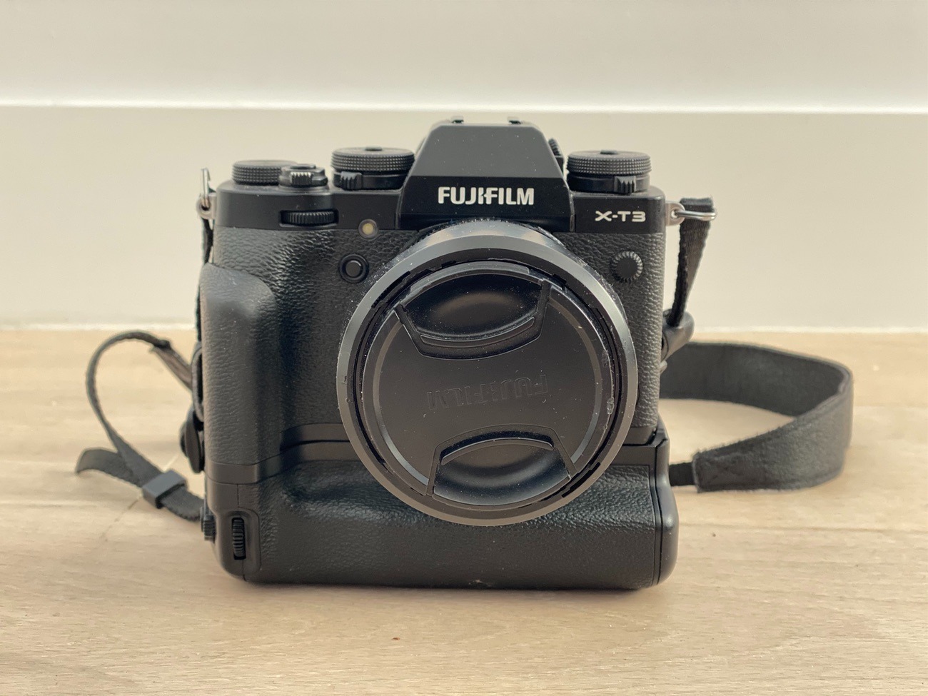 Fuji xt3 camera with 18 - 55 mm fuji lens