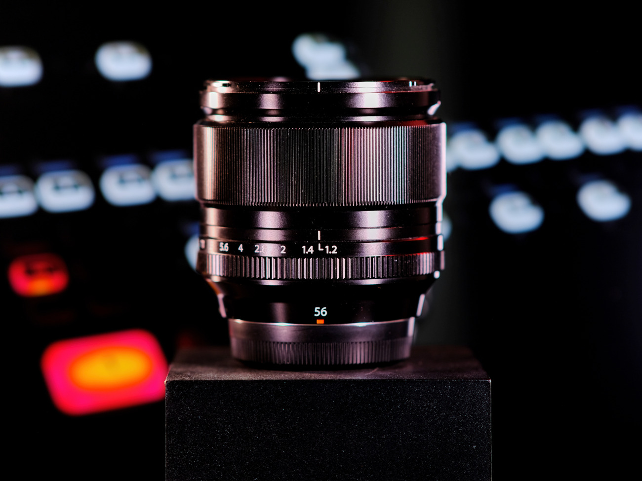 Fujifilm xf 56mm f/1.2 r prime lens (legendary 85mm equivalent portrait glass)