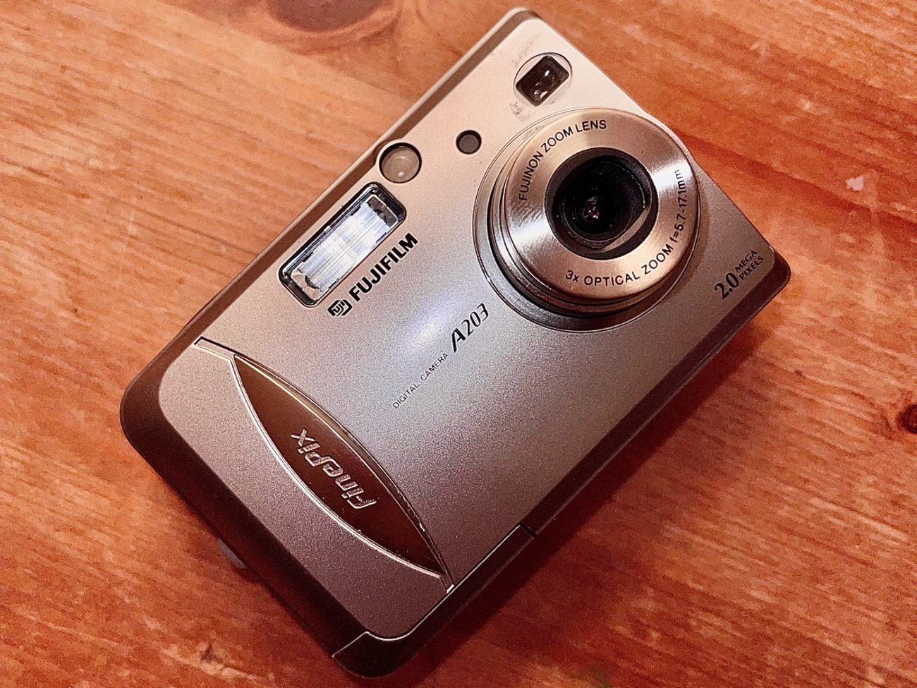 中古 カメラ フジフィルム Fujifilm Finepix XP80 イエロー ※動作