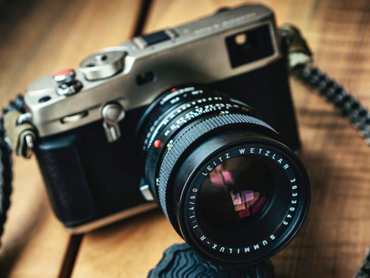 Fujifilm gfx 50r medium format 51mp camera 3x leica-r cinemod ef 21, 35, 50 lenses