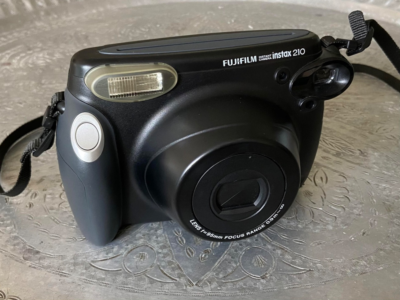 Fujifilm instax 210 wide polaroid camera 