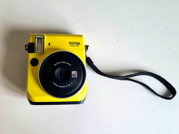 Fujifilm instax mini 70 camera