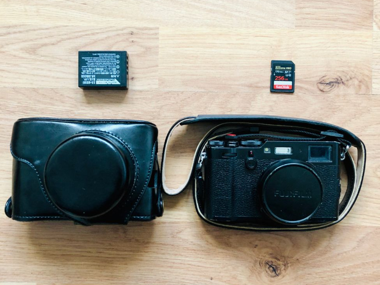 Fujifilm x100f digital camera 🚚💨📦 delivered nationwide