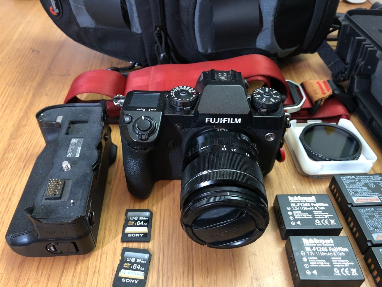 Fujifilm x-h1 inc xf18-55mm f/2.8-4 and zhiyun crane m2