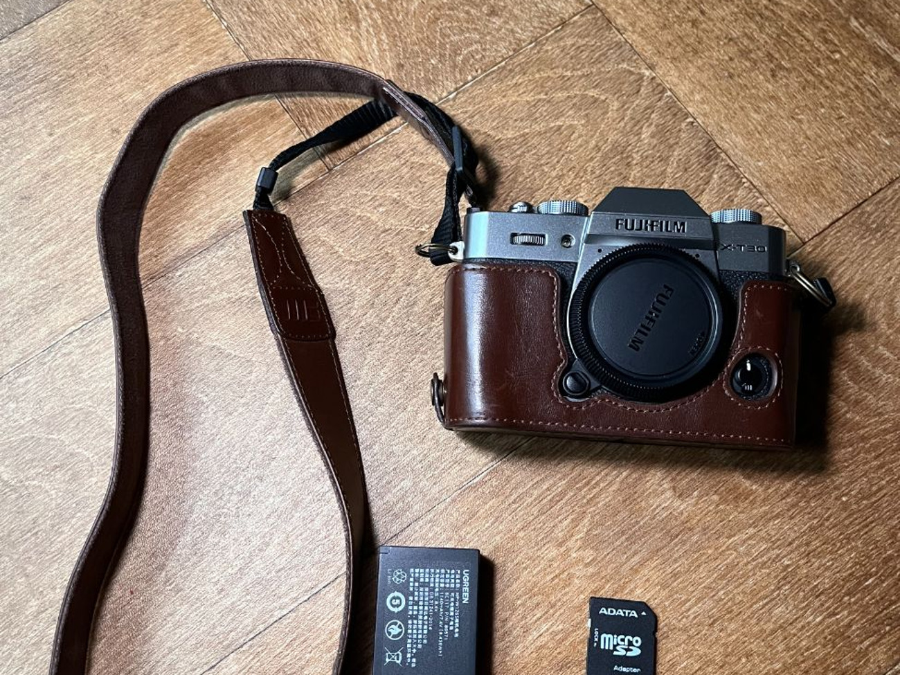 Fujifilm x-t30 mirrorless digital camera (body)