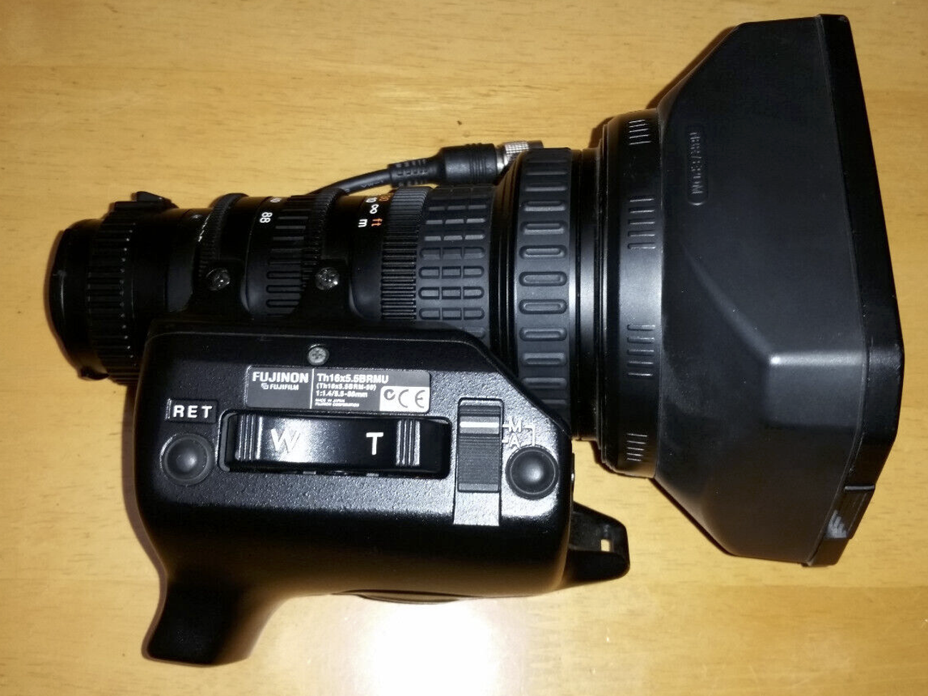 Fujinon th16x5.5broadcast lens 1/3 inch b4 mount i