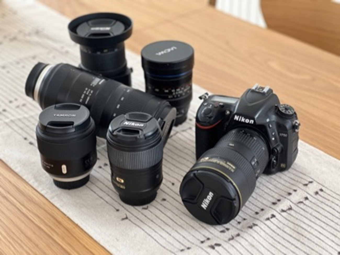 Full frame dslr nikon d750 + 6 lenses!