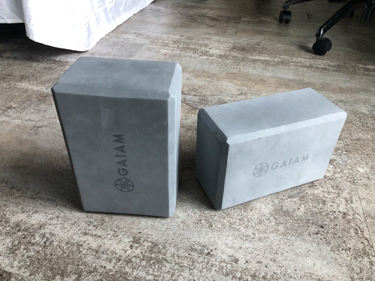 Gaiam essentials yoga blocks (set of two)