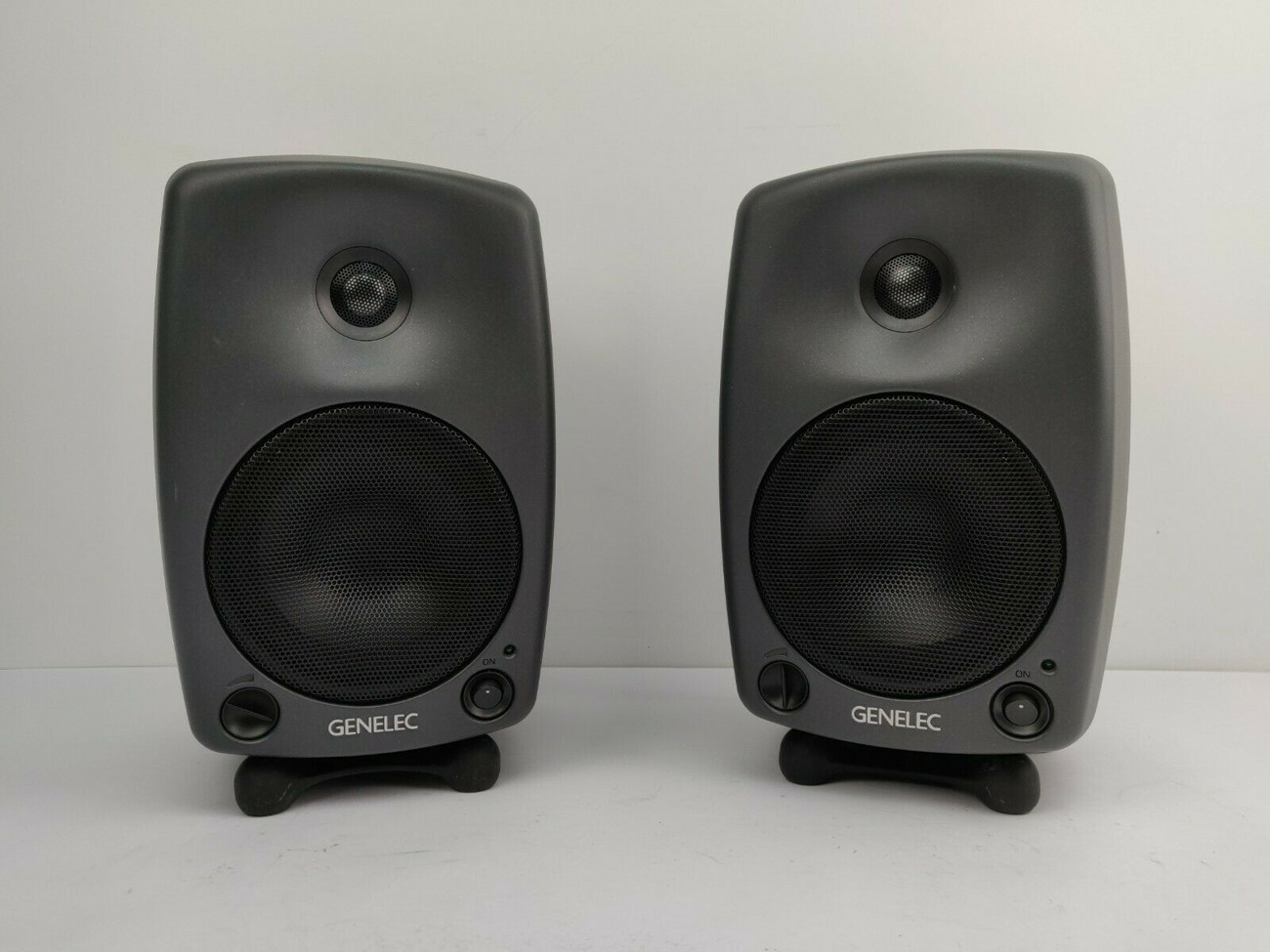 Genelec 8030a / 8030b speakers studio monitors (pair)