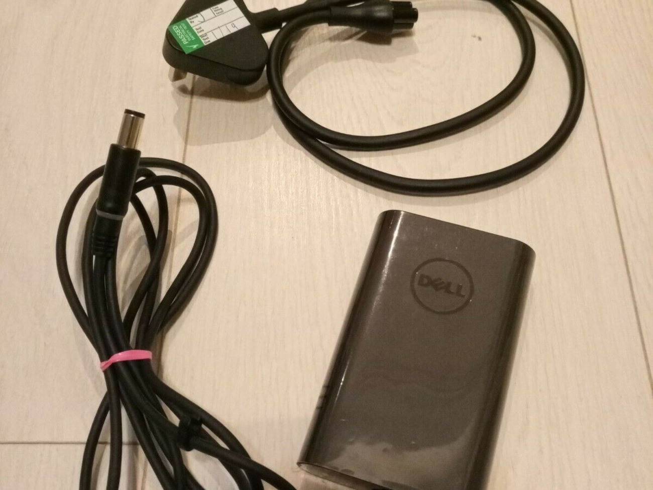 Genuine dell slim 65w ac adapter charger & power cable