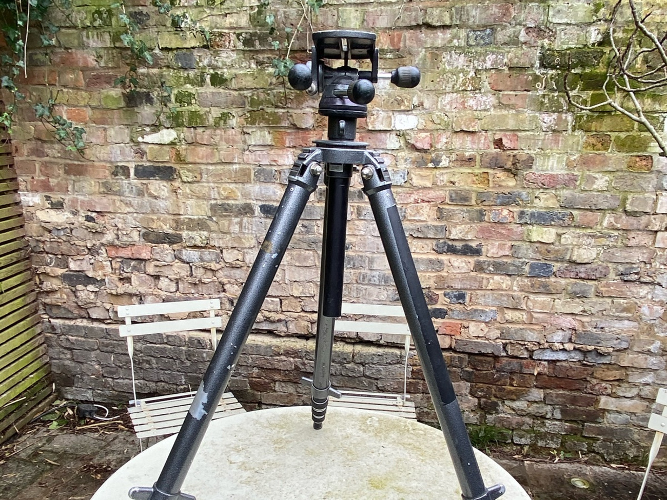 Giant gitzo 