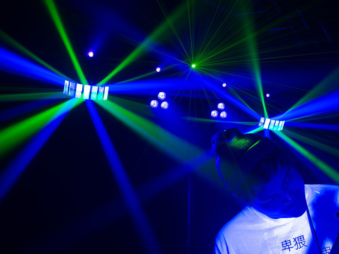 Gigbar 2.0 all in one party lighting system 