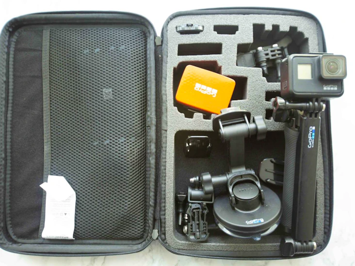 Go pro hero 7 black with accessories