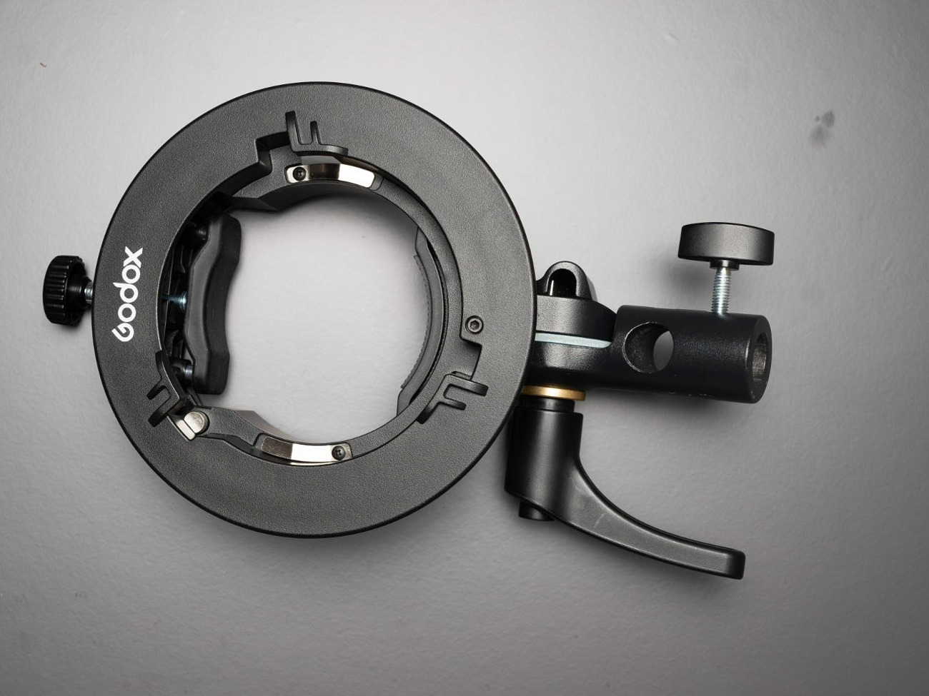 Godox s2 bracket for godox v1 and ad200 lights