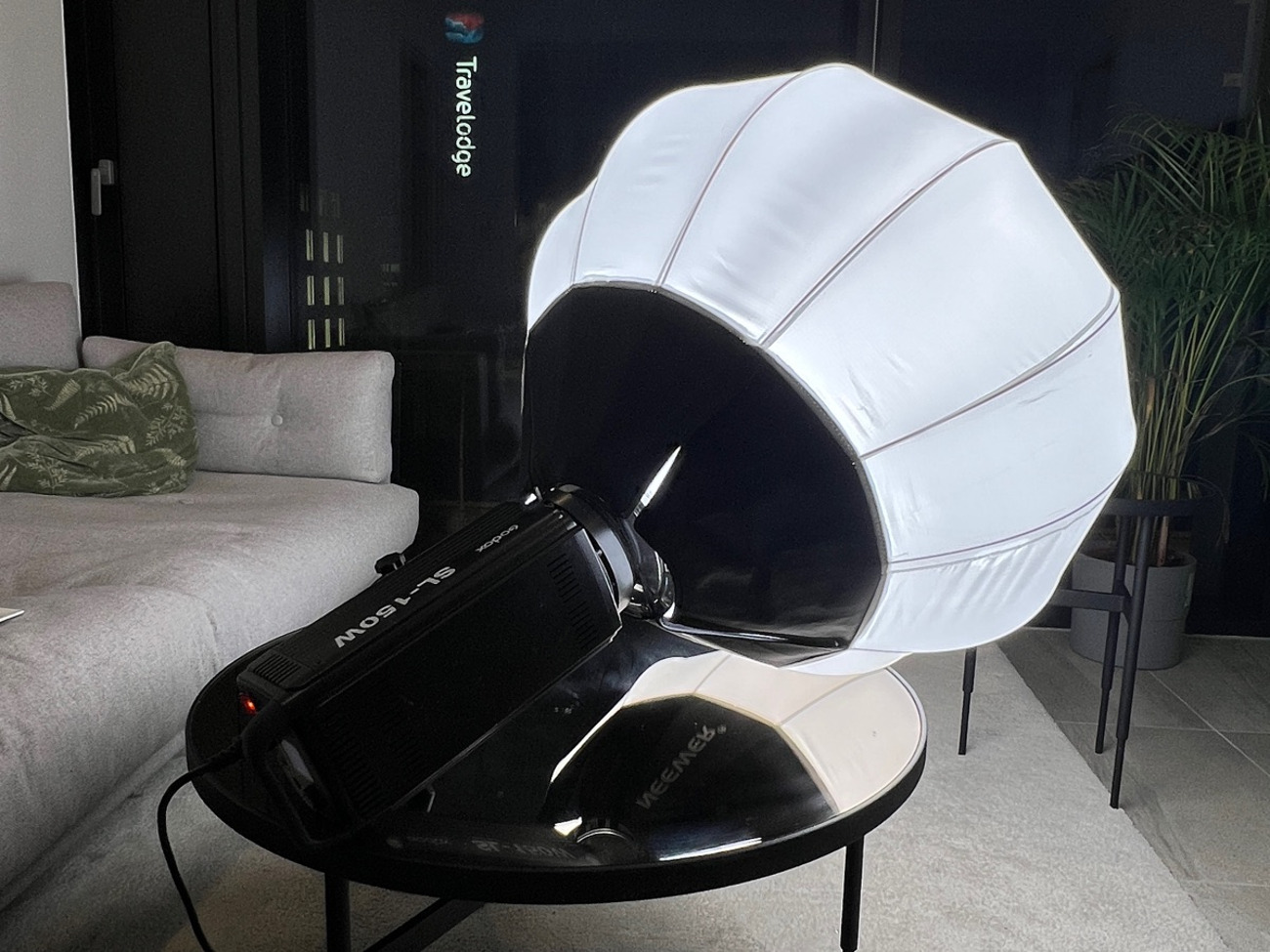Godox sl 150w video light with light sphere 