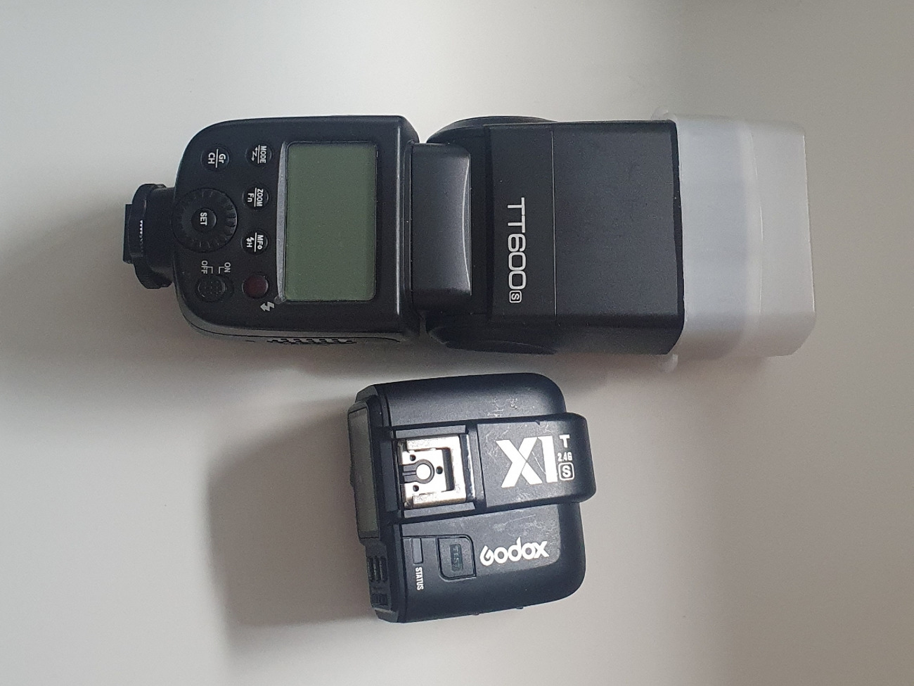 Godox tt600 speedlight