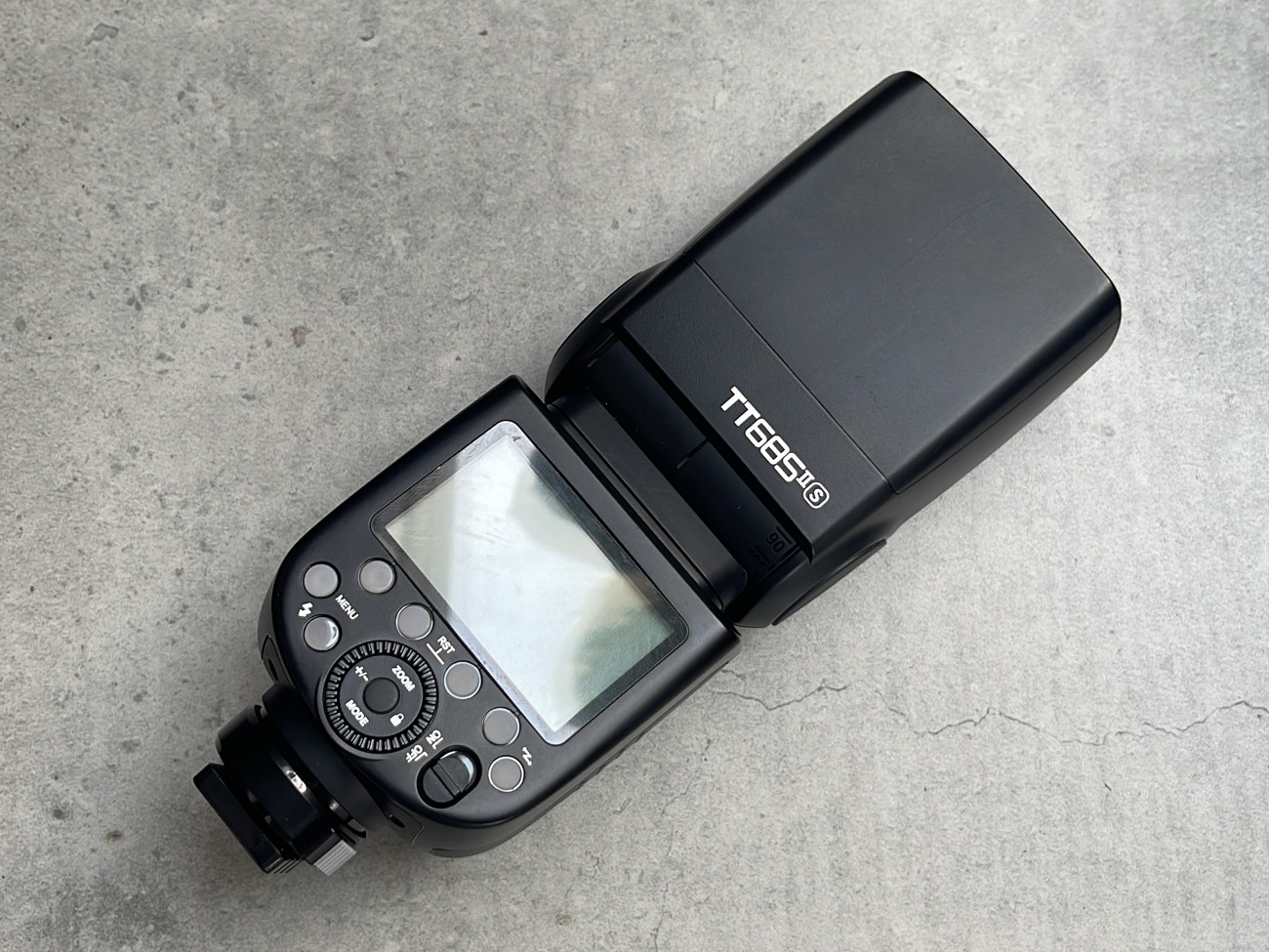 Godox tt685iis speedlite