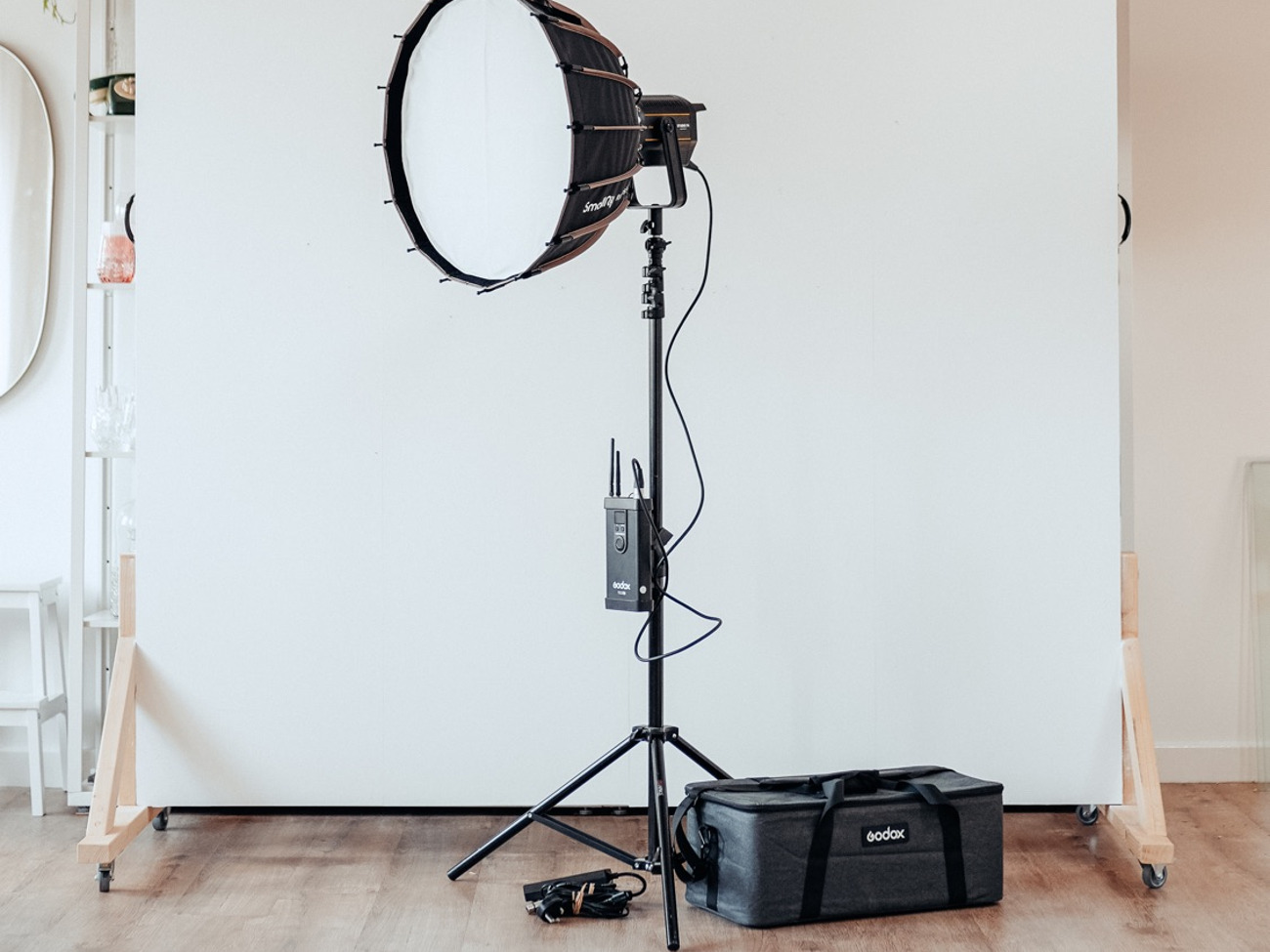 Godox vl150 video light kit 1 with light dome