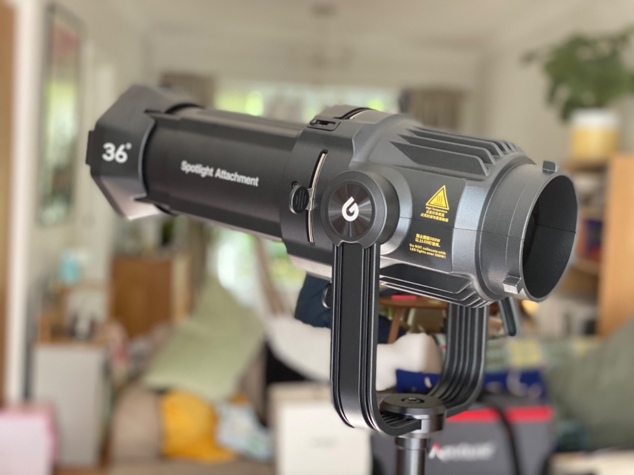 Godox vsa-36k spotlight attachment kit + gobos