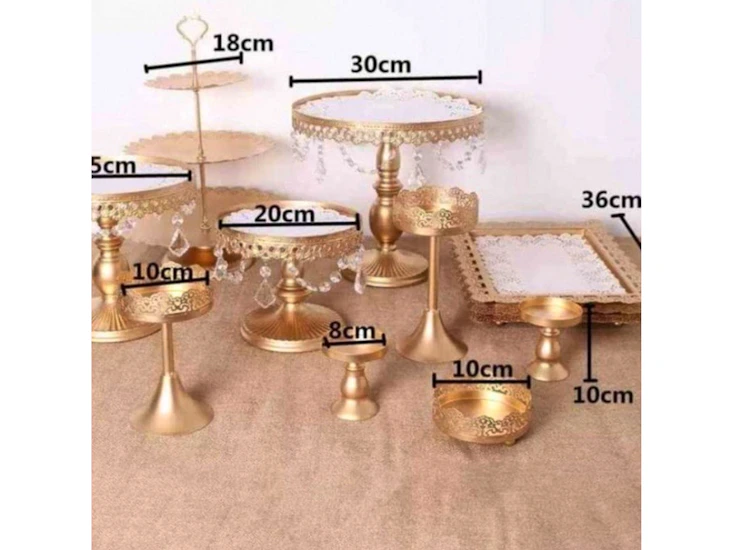 Gold cake stands