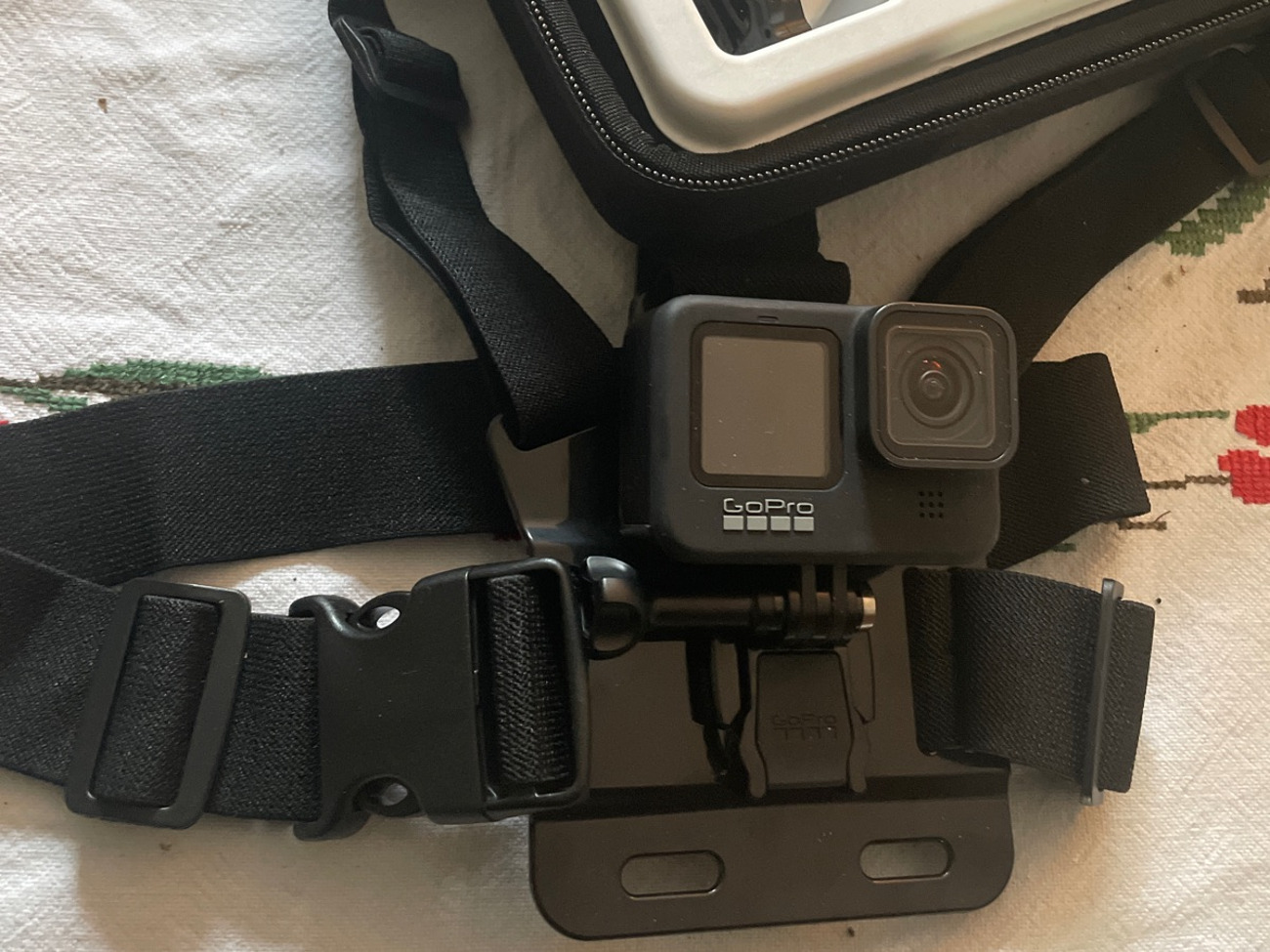 Gopro hero 9 - waterproof action camera