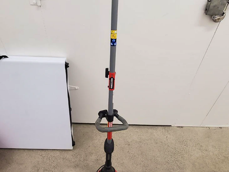 Grass trimmer craftsmen