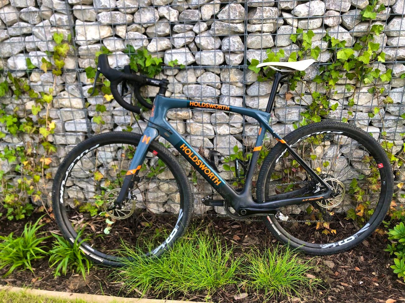 Rent Gravel Bike carbon with bike packing bags from michael W Bromley North Tower Hamlets for 13.33 30 day