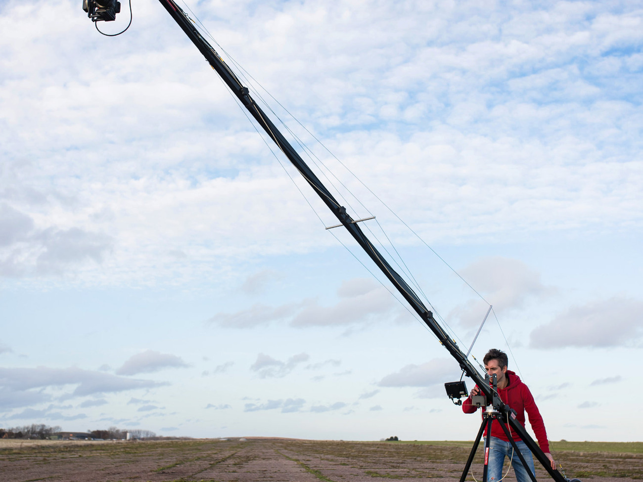 Hague k18 motorized pan/tilt crane / jib