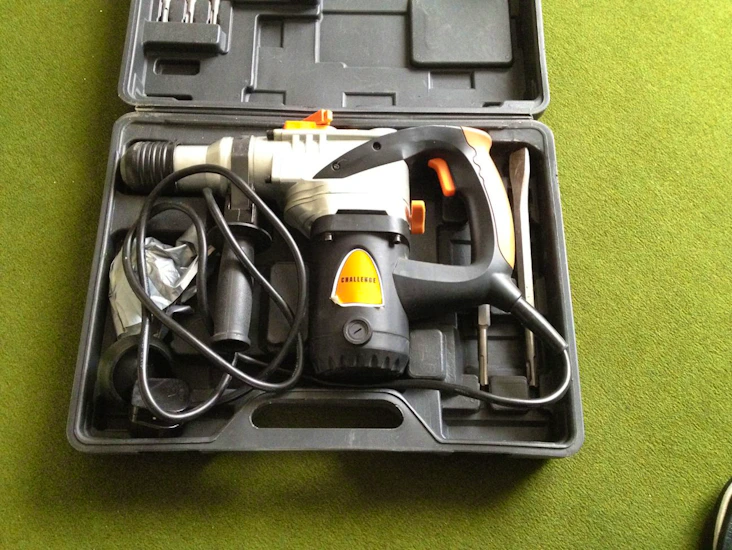 Hammer drill with bits for masonary