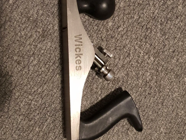 Handheld manual planer