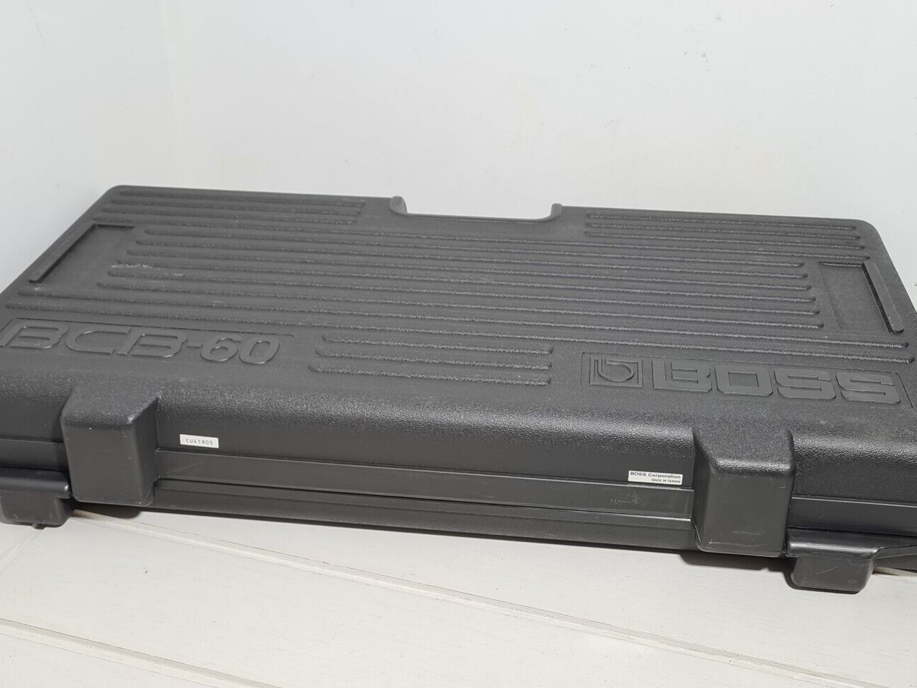 Hard flight case for guitar pedals pedalboard