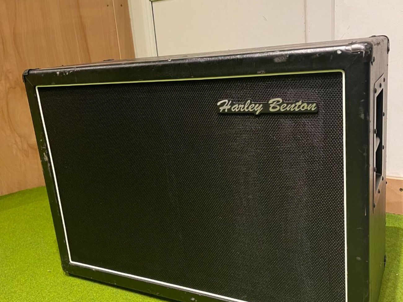 Harley benton g212 2x12 guitar cab 