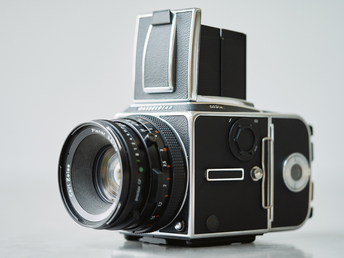 Hasselblad 503cw camera with 60mm lenses a12 film back kit