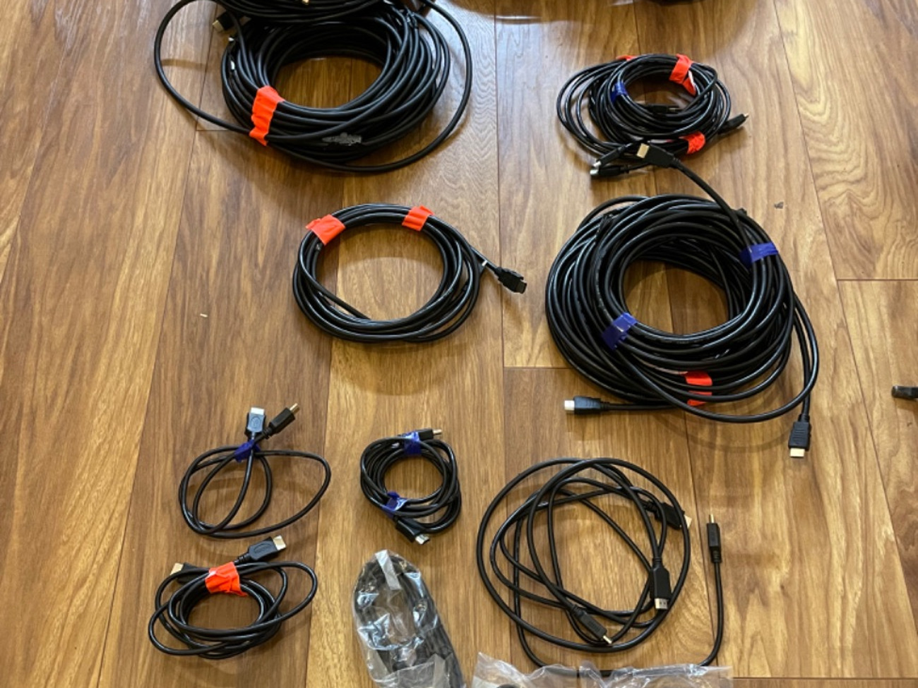Hdmi streaming cable set 