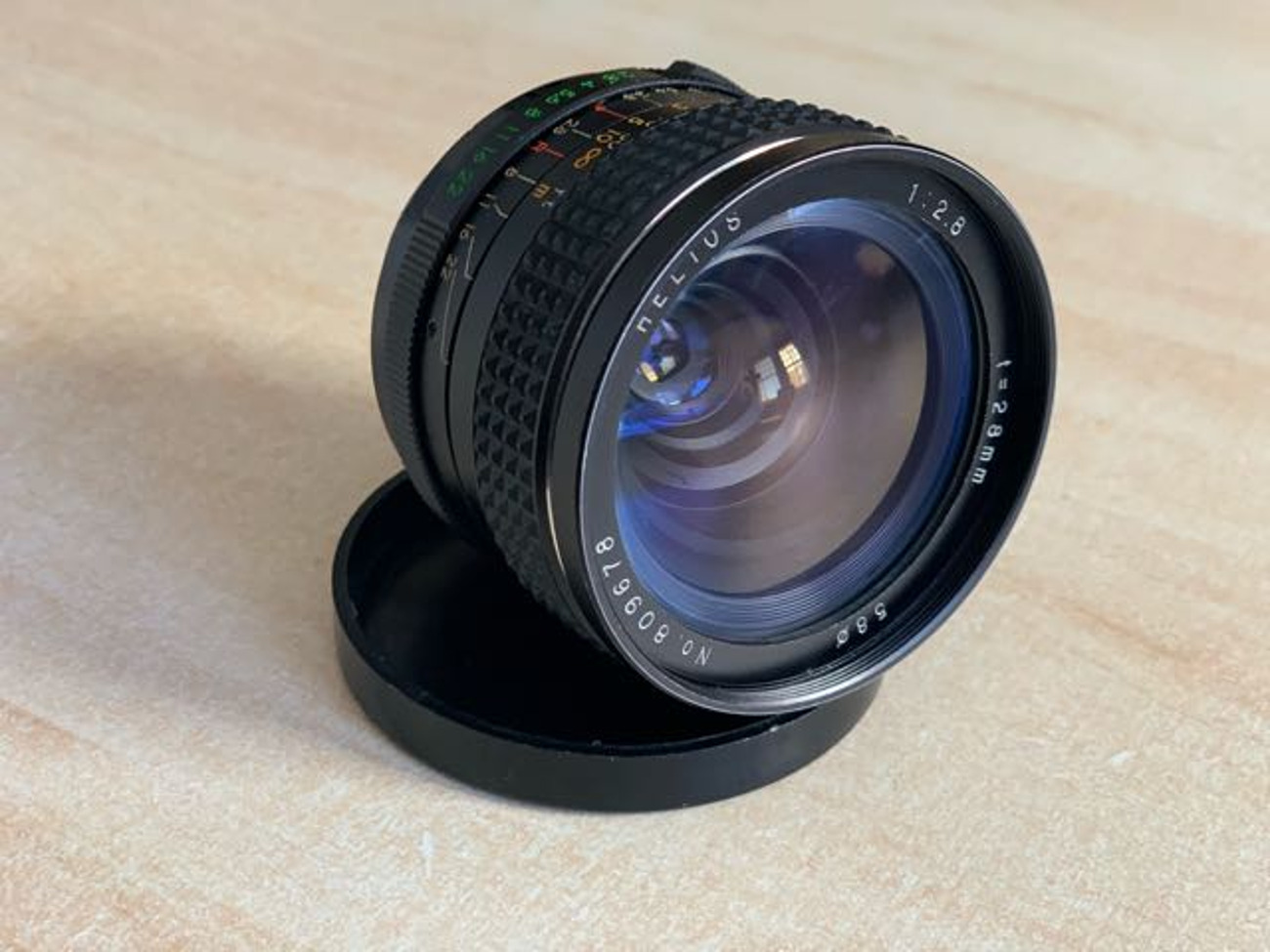 Helios 28mm f2.8 prime manual vintage lens + m42> ef adaptor