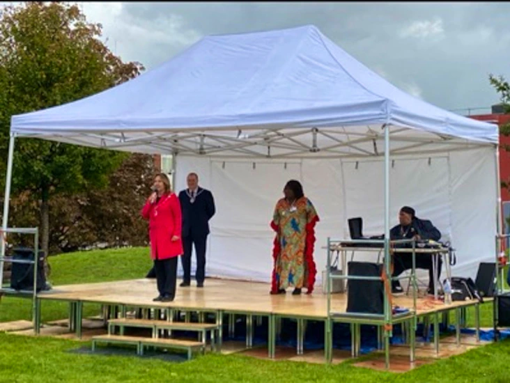 Hire gazebo, parasol and backdrops