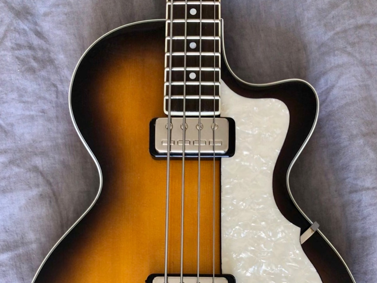Hofner hct-500/2 contemporary club bass