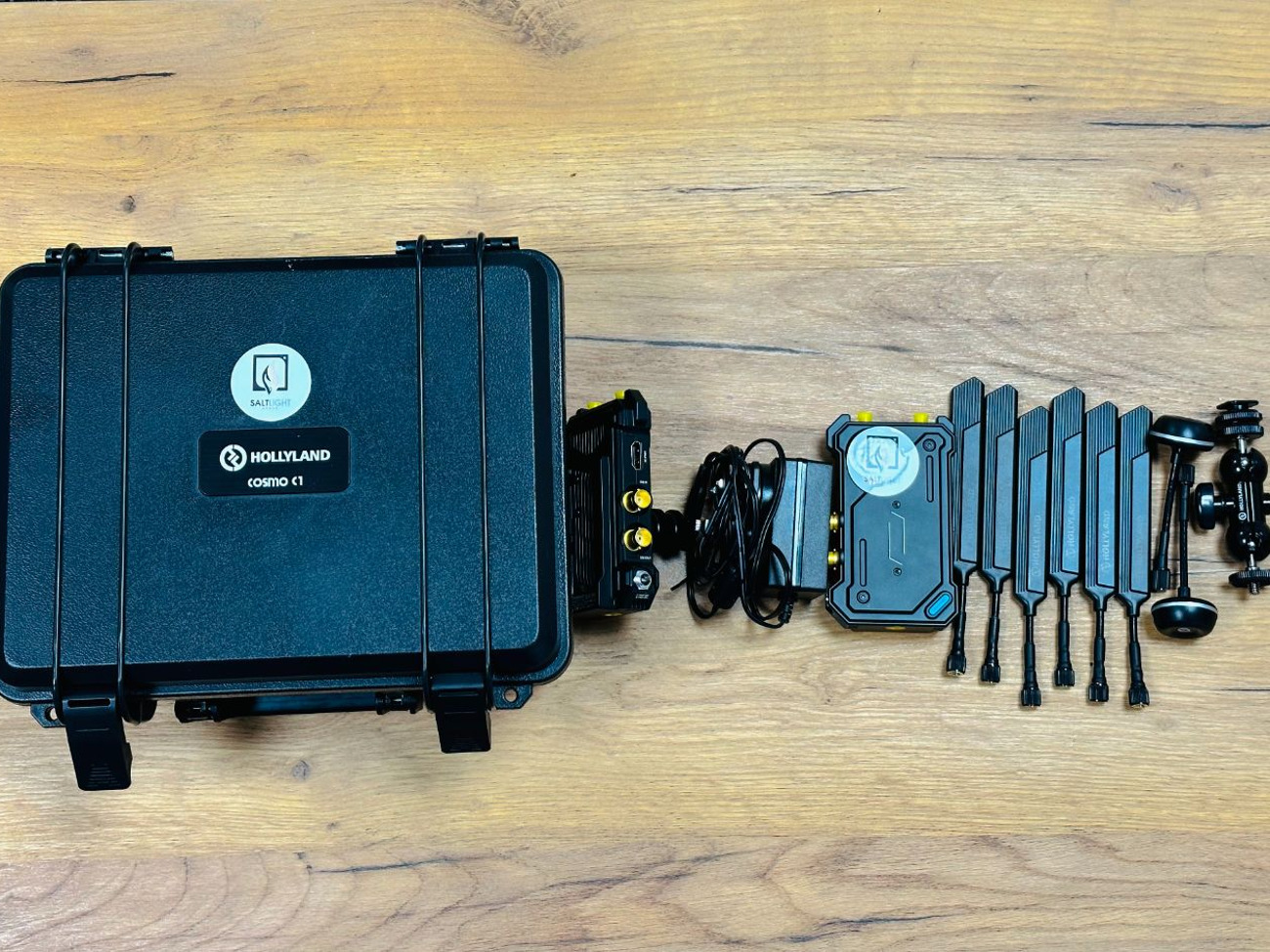Hollyland cosmo c1 tx/rx wireless video transmitter