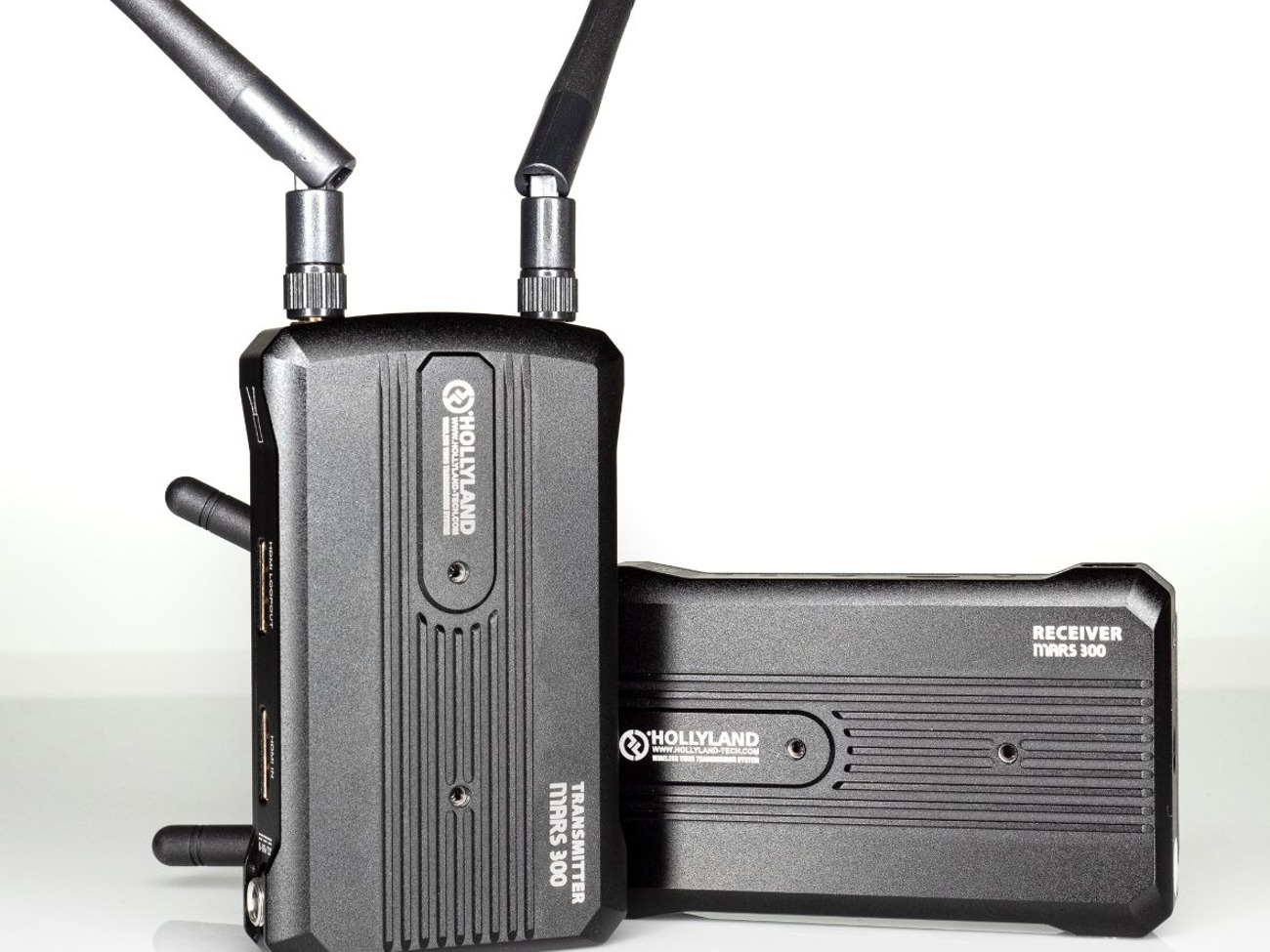 Rent Hollyland MARS 300 HDMI Wireless Video Kit from AW Hire Park Hill Whitgift Croydon for 17.86 25 day