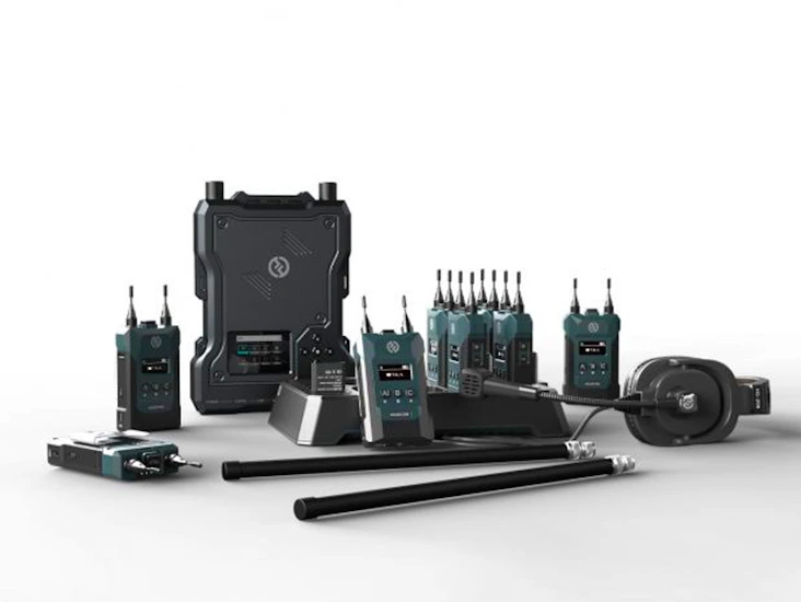 Hollyland solidcom m1 wireless intercom system 8 belt packs