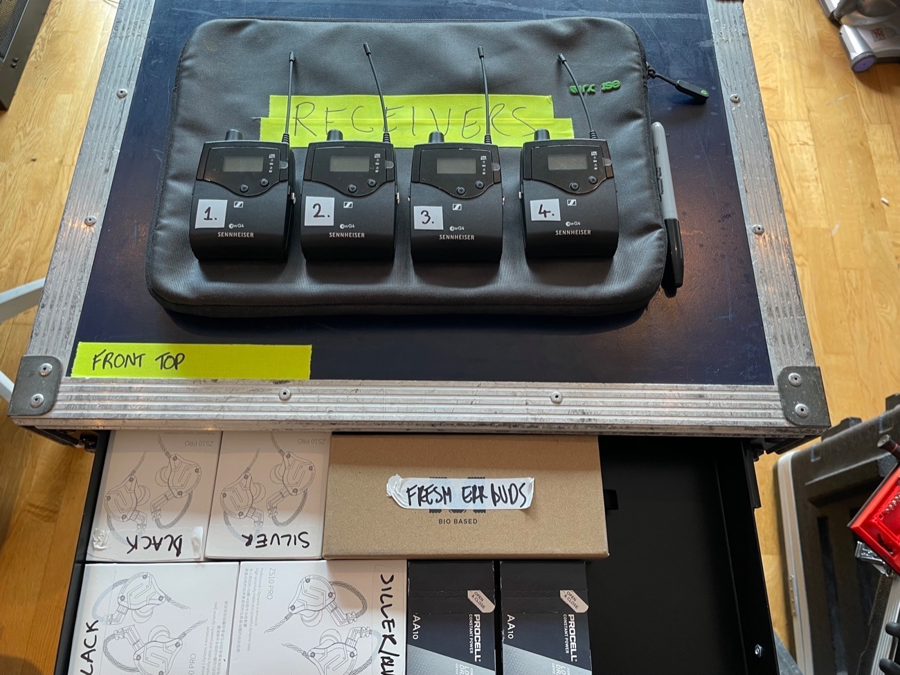 Iem sennheiser ew g4 gb band 4x receivers and transmitters.