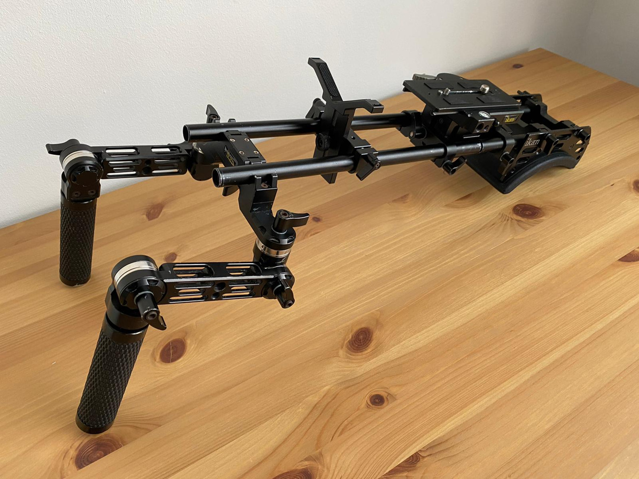 Ikan shoulder rig kit