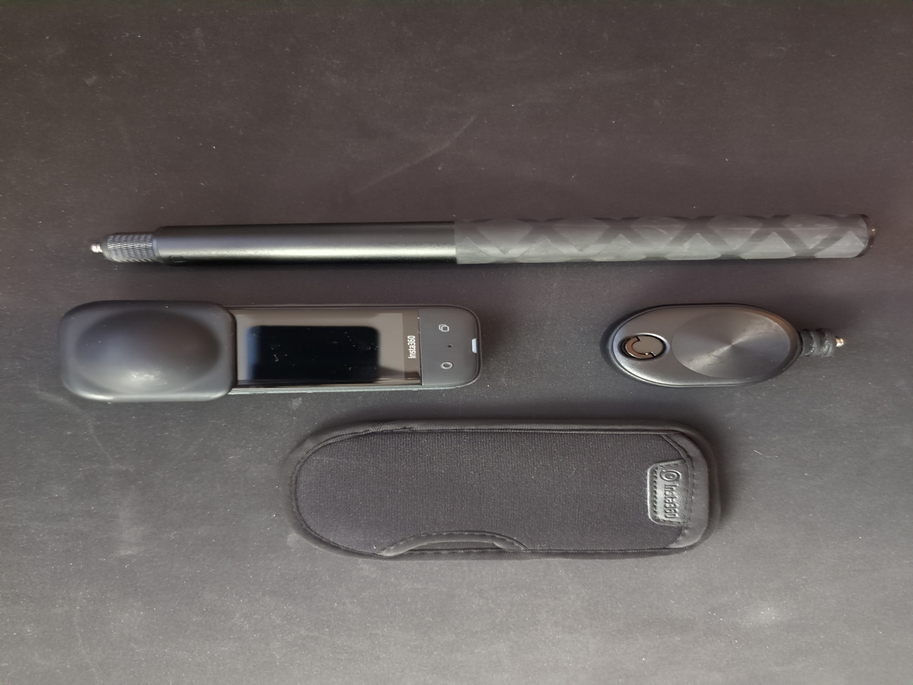 Insta 360 x3 + invisible selfie stick + extra battery