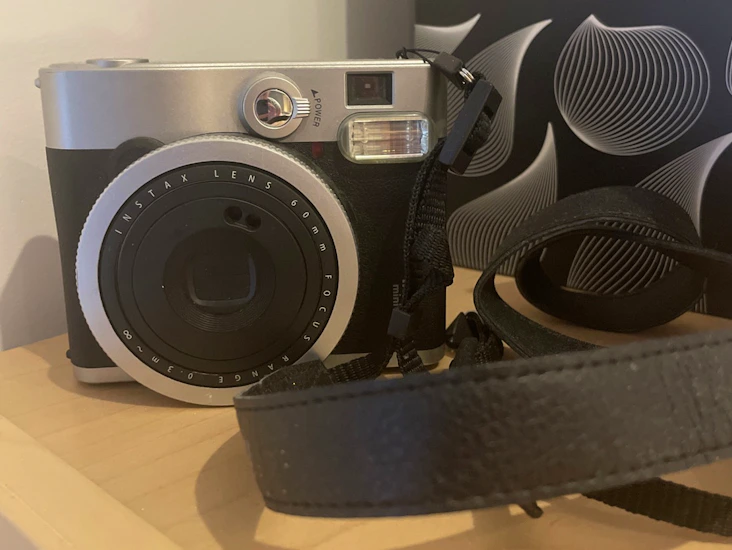 Instax mini90 polaroid